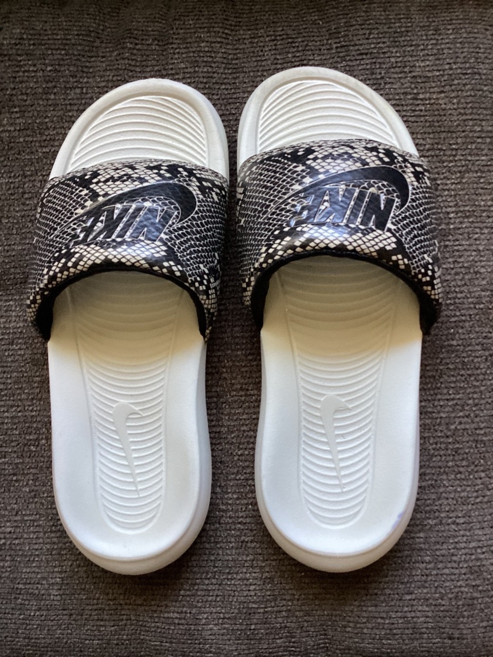 Nike Victori One Slide Sandal - Women's